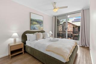 Cozy 1BR Apt Near Hospitals and CBD with Parking! - 4