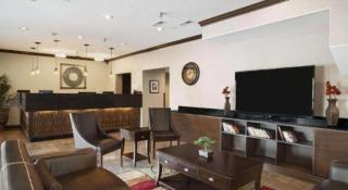 Days Inn by Wyndham Lacey Olympia Area - 5