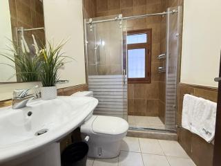 Exclusive Lagoonfront Villa in Marassi North Coast Verdi 93 - 6