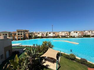 Exclusive Lagoonfront Villa in Marassi North Coast Verdi 93 - 0