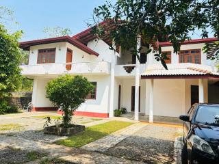 Peacock Forest Villa - 6
