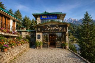 FabHotel Sizzling Resort & Adventure - Nr Main market - 0