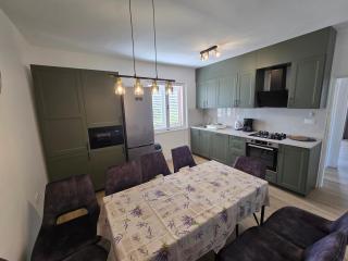 Apartment Tome - 8