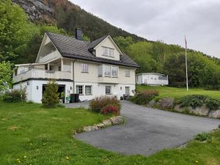 Ålesund Apartment with free parking - 9