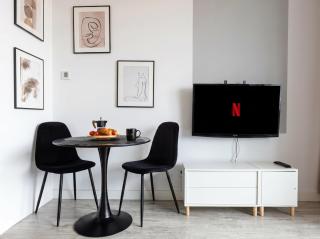 Golden Apartments - Ovo Apartment Market Square Wroclaw - 5
