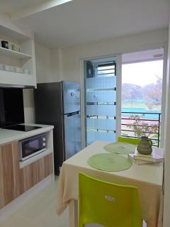 Cozy Vinyl Retreat 15min drive to patong - 6