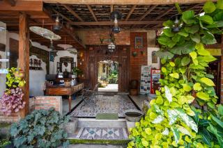 Griya Gribig Guest House Mitra RedDoorz - 4