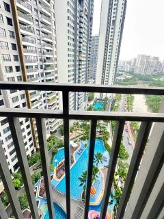 Happy Home The View Riviera Point Suite apartment - 9
