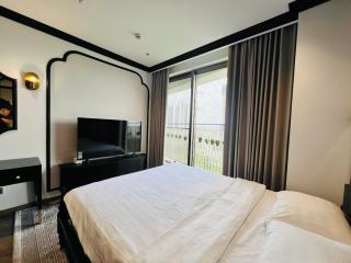Luxury Midtown The Peak Apt 2BR Central Location - 2