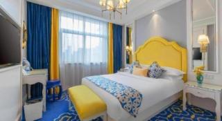 Kunming Noah's Ark Hotel - Kunming - 1