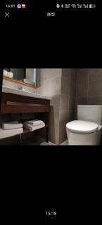Hanting Hotel Qingdao May Fourth Square Zhiquan Road Subway Station - 4