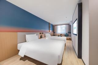 Hello Hotel Qingdao Taidong Pedestrian Street Branch - 8