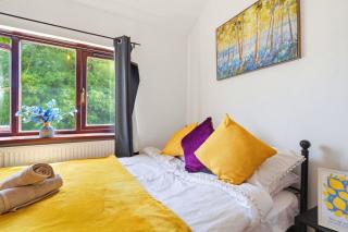 Cosy 4 Bedroom Birmingham - 5