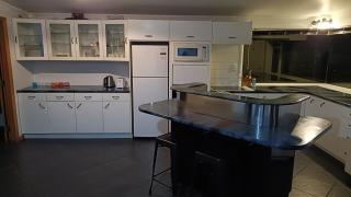 Wadestown Stay Minutes from Wellington CBD - 5