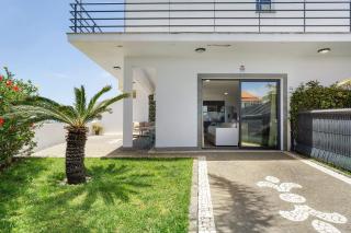 Modern Sea View Studio With Private - 1