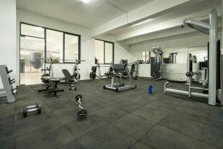 Luxury 2 Bedroom Apartment-Heated swimming pool,well equiped gym - 9