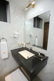 Brick House Hotel Lahore - 5