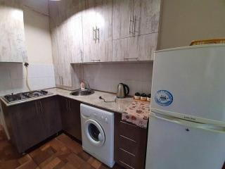 Nice and Sunny 1 room Studio Near City Center + Open Balcony - 2