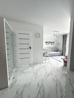 Wysoki Kamień by Royal Aparts - Apartamenty Żeromskiego w malowniczej okolicy - 7