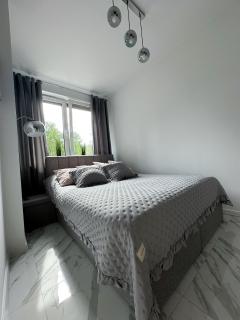 Wysoki Kamień by Royal Aparts - Apartamenty Żeromskiego w malowniczej okolicy - 9
