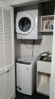 Private Room Near Wellington City & Ferry Terminal - 4