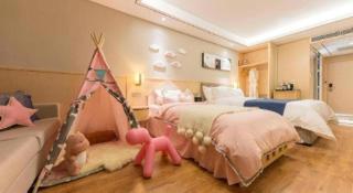YUN-RAY Ambassador Hotel - 3