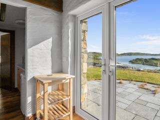 Paddy Carrolls Cottage - 1