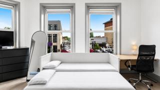 Large 2 Bed in Twickenham High Street - 3