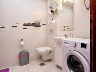 Modern Apartment 200 m from the Beach - 8
