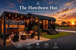 Everwood Escape - The Hawthorn Hut with Private Hot Tub - 0