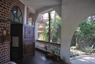 Hilltop Lodge - 7