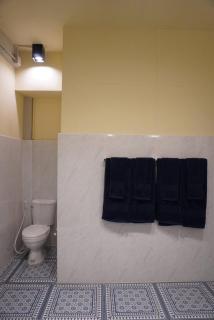 Large Room near Grand Palace - 2