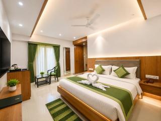 HOTEL SWIMMING POOL LUXUARY NRB ,Puri , Near Seabeach And Jagannath Temple , Fully Air Condationed Rooms ,Wifi , Lift , Restaurant With Parking , Near Hote The SB Palace Inn , BEST HOTEL IN PURI BEACH - 8