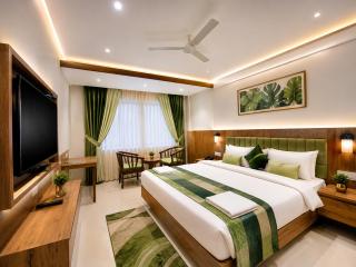 HOTEL SWIMMING POOL LUXUARY NRB ,Puri , Near Seabeach And Jagannath Temple , Fully Air Condationed Rooms ,Wifi , Lift , Restaurant With Parking , Near Hote The SB Palace Inn , BEST HOTEL IN PURI BEACH - 7