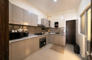 Stylish 3BR Apartment In Negombo - 6