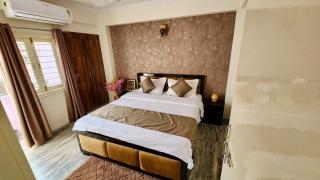 The Canopy Haven - Bright 2BHK with 4 Balconies - 7