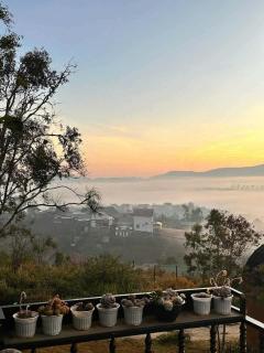 LiLy Homestay - 9