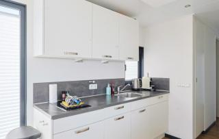 Waterhouse for 4 with Roof Terrace & Lake Views at Sneekermeer - 2