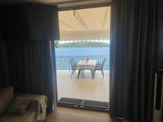"Azzurra Apartments - 8