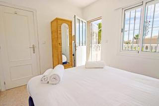 Marina Luxe - Holiday Villa in La Marina with Pool - 1
