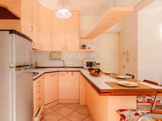 Apartment La Piazzetta sul Lago by Interhome - 2