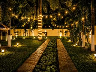 Q3 Inn, The Lawn - 7