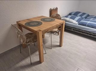 Room AMOS - 1