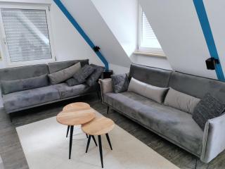 Ferienwohnung Lerchensteige auf 80m - Sauna, Bar, 3D-Fernseh, Wii, PS4 - 1