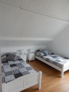 Traumhaftes-freistehendes-Ferienhaus-an-der-See-Strand-Yachthafen-W-Lan - 2