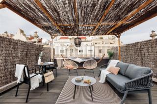 Spacest - Carrer d'Enric Granados B - 9