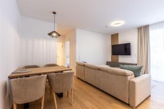Alpine Suite Spot - 4