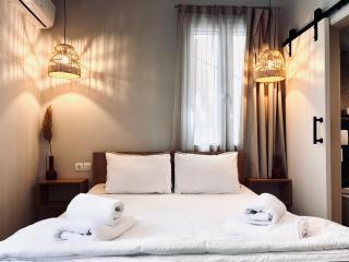 Orfeas Luxury Rooms & Studio - 8