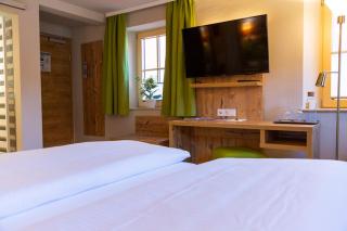 Gasthaus Winzerstube & Hotel - 6