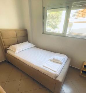 Ladi House - 9